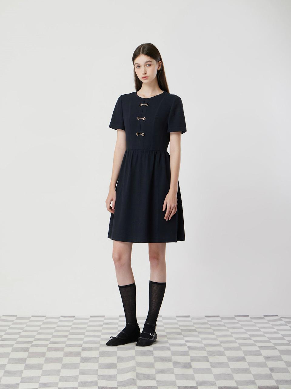 CC collect Half-sleeve Round neck Dress (C252MSE038)
