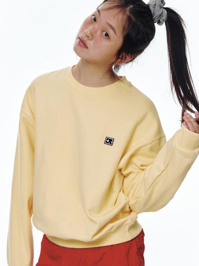 CENTAUR.KR CENTAUR EMBLEM PATCH SWEATSHIRT [yellow]