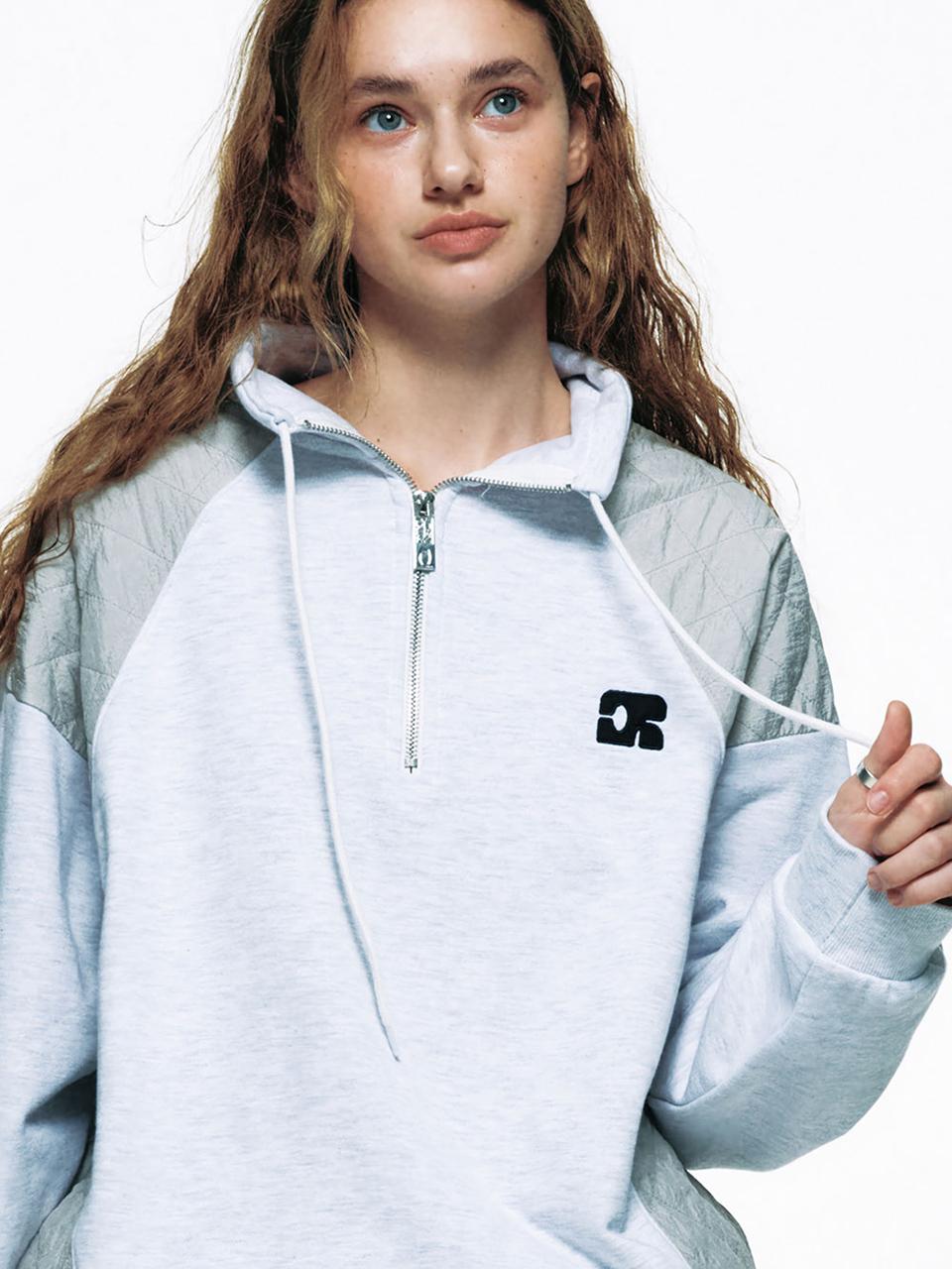 CENTAUR.KR QUILTED BLOCK HALF ZIP UP SWEATSHIRT_GREY