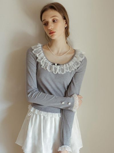 Cest Moidew Cest_Lace Frill Flower Button Top