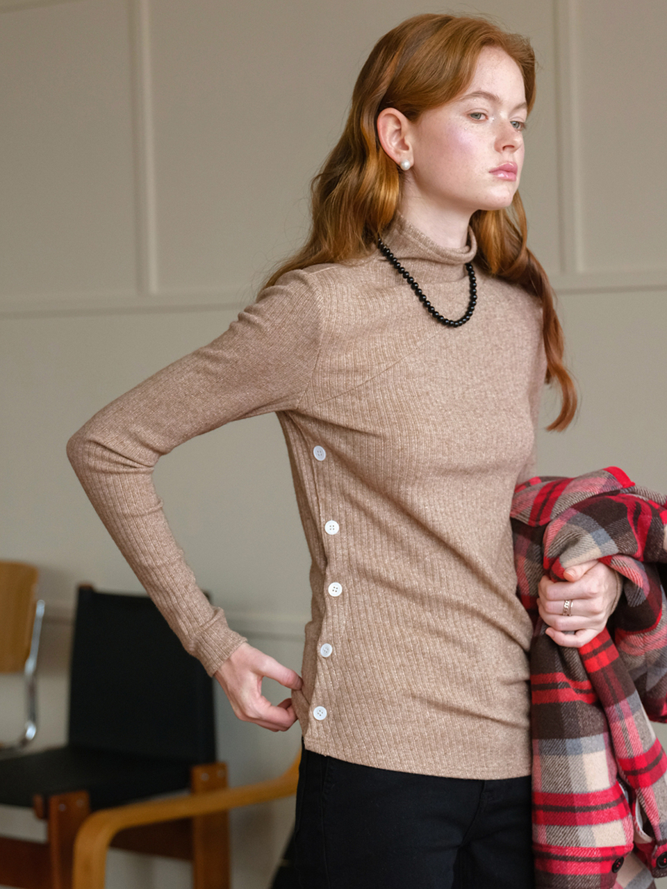 Cest Moidew Side Open Button Knit Top - Beige