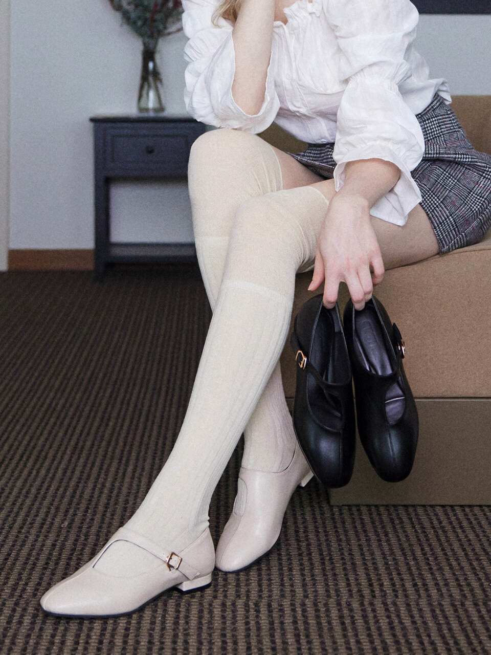 CESTI Open Round Toe Flat Loafer_2 Colors