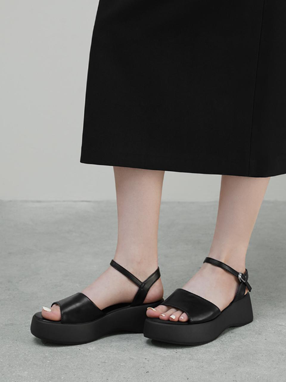 CHAAKAN Hero Platform Strap Wedge Sandals