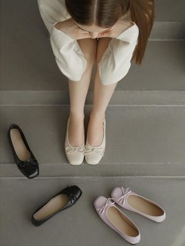 CHAAKAN Lightweight Synthetic Leather Ribbon Ballet Flat (PLLTS1h110)