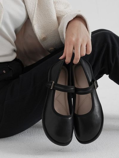 CHAAKAN Mary Jane Leather Flat Shoes