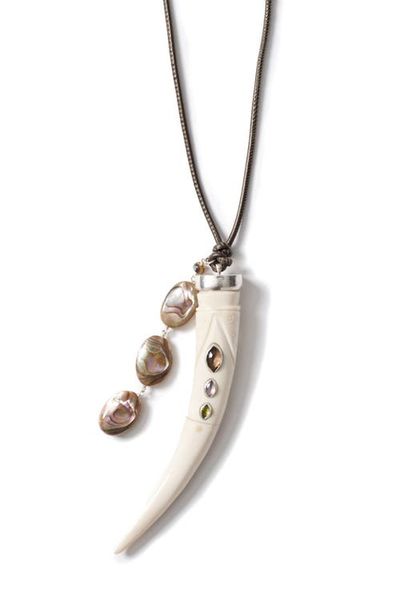 Chan Luu Chan Luu Tusk Pendant Necklace