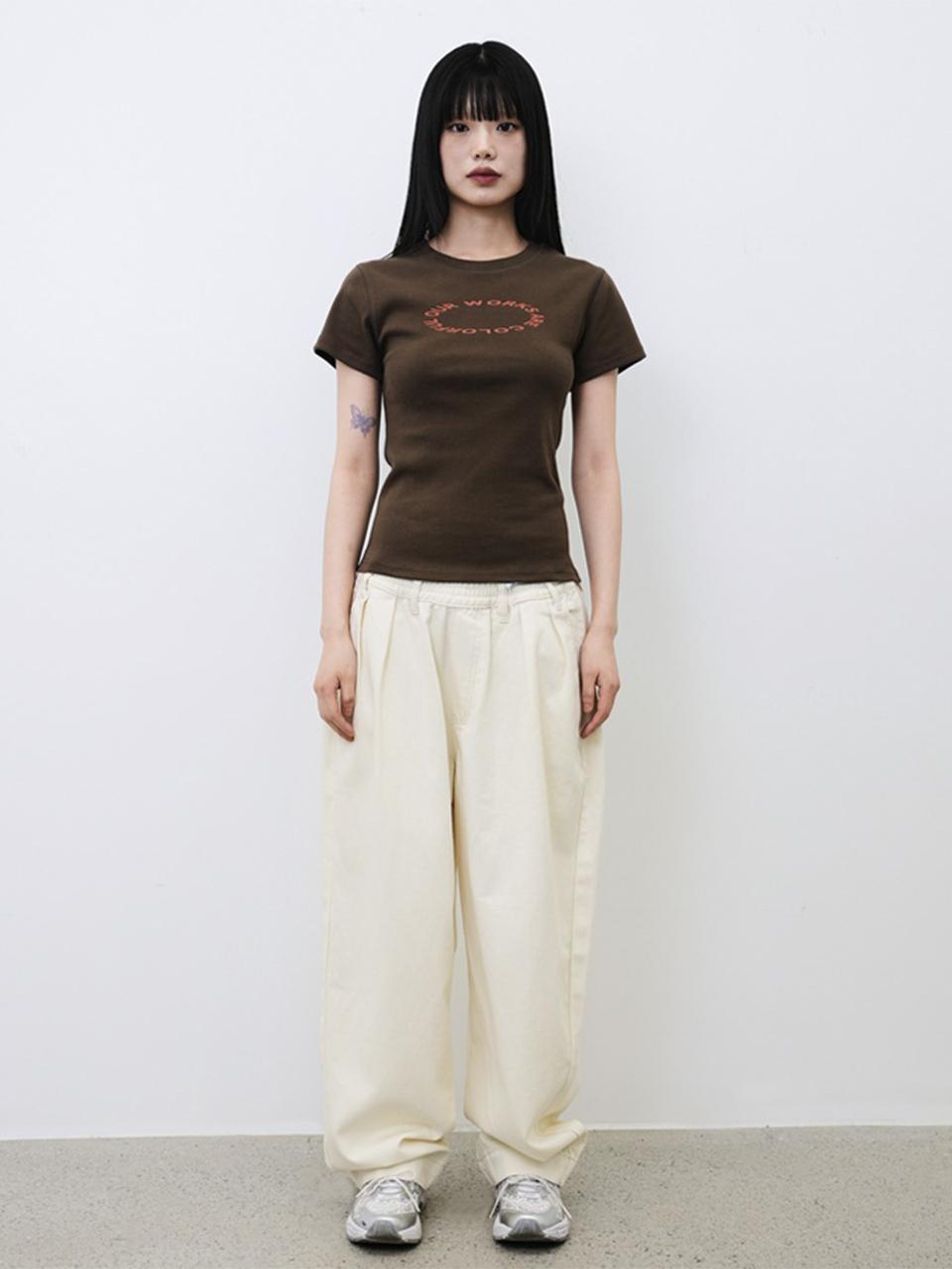 CHANCECHANCE CIRCLE LOGO WOMAN T - SHIRT (BROWN)