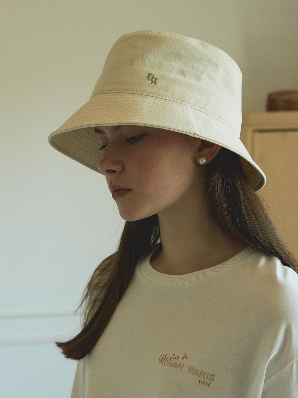 Charles de Rohan Summer Basic Bucket Hat
