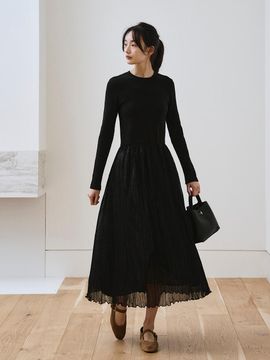 CHARMEUSE [BELLA]Slim fit pleats dress_pure black