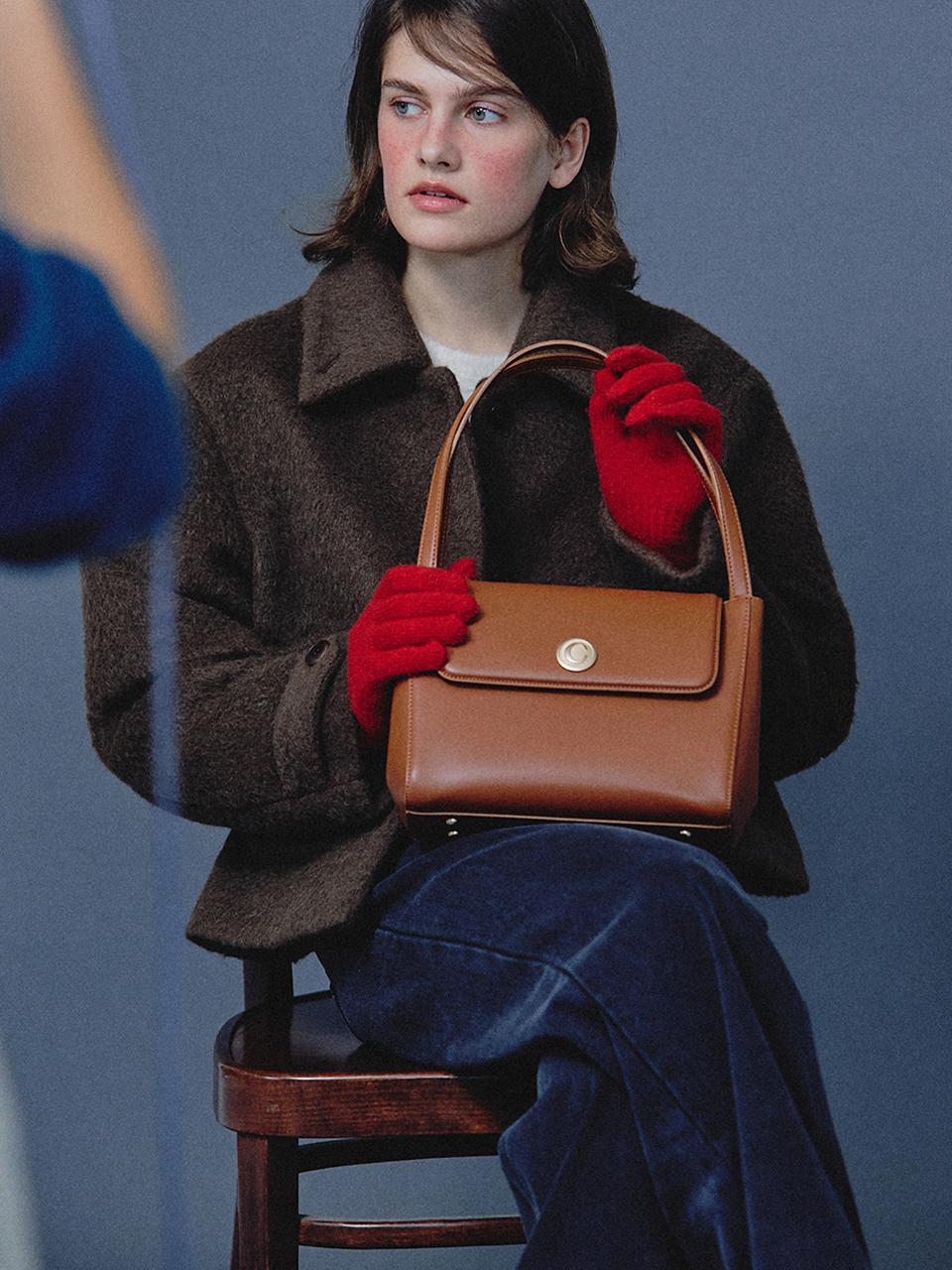 chat de lama FRENCH FLAP BAG [BROWN]