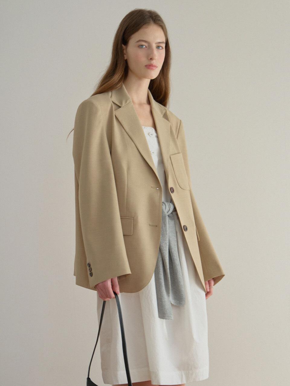 chat de lama SILKY TEXTURED BLAZER [beige]