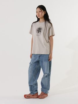 CHEAT OYSTR OYSTER PLATE T-SHIRT_BEIGE