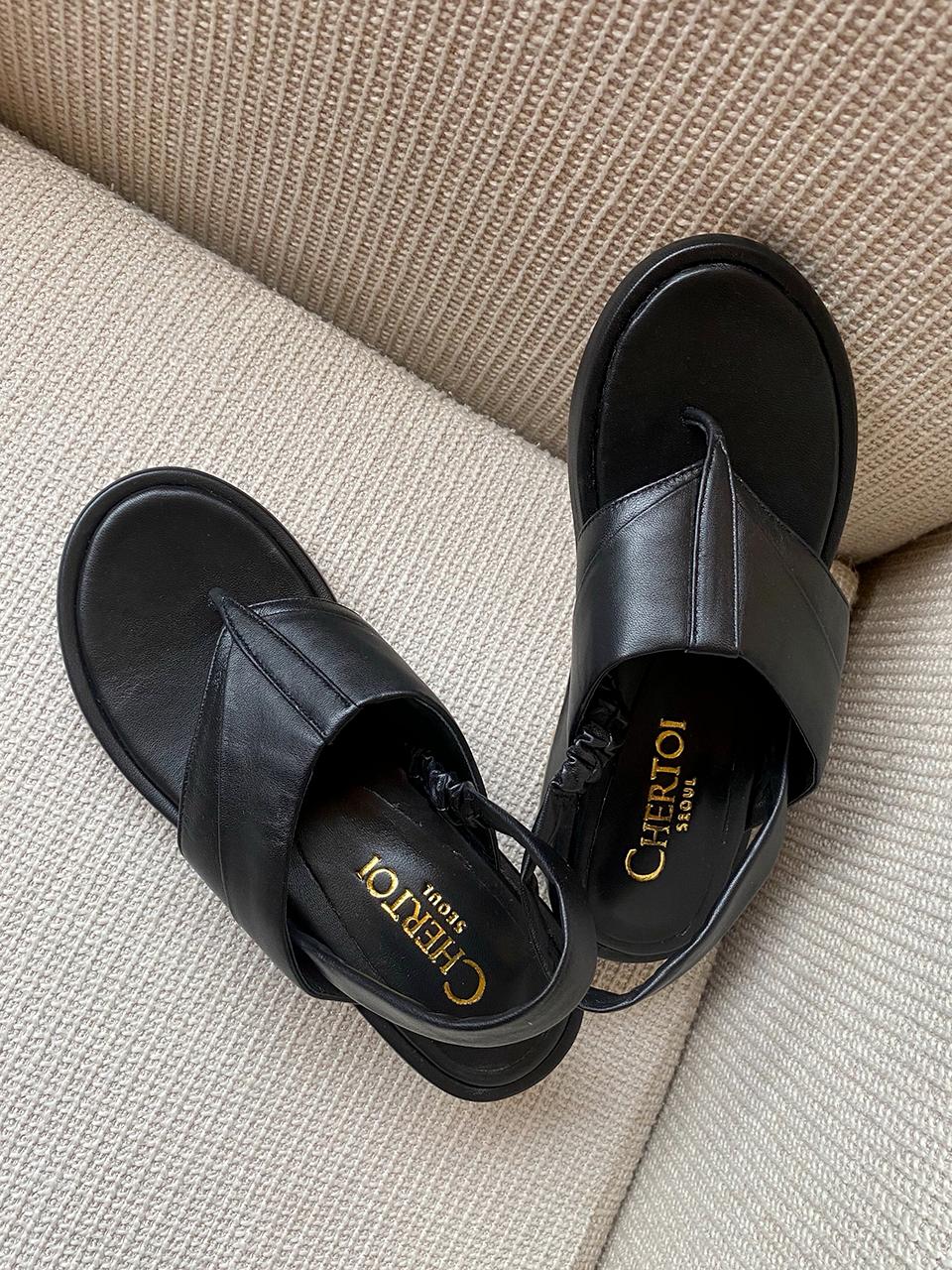 CHERTOI SEOUL May Platform Sandals