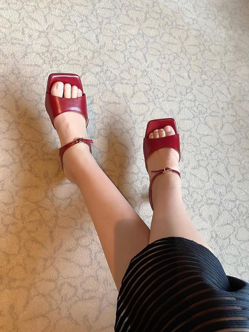 CHERTOI SEOUL SUY Strap Mule