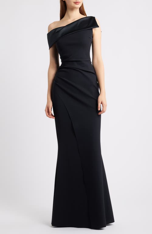 Chiara Boni La Petite Robe Chiara Boni La Petite Robe Koppany Ruched Off the Shoulder Mermaid Gown