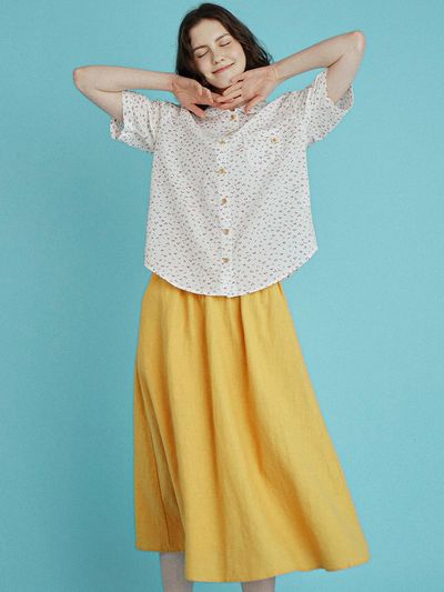 CHIQUITA Shirring Linen Skirt [Mustard] (232403SMS)