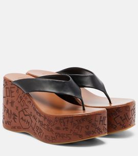 Chloe Chloé Leather wedge thong sandals