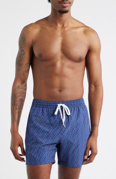 Chubbies Chubbies The Lone Stars 5.5-Inch Lined Swim Trunks