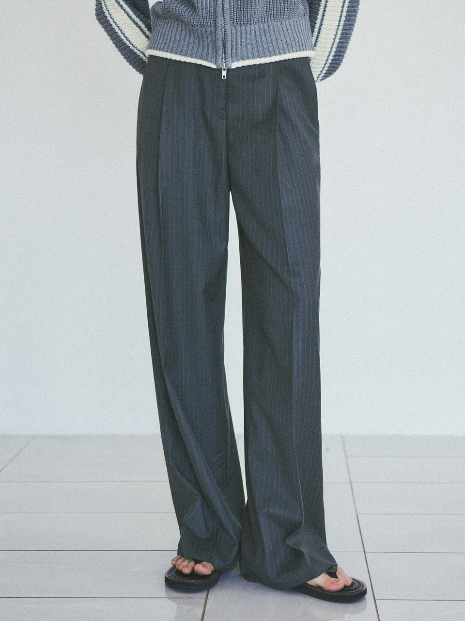 CITTA 90s Retro Pin Striped Pleated Slacks - Gray