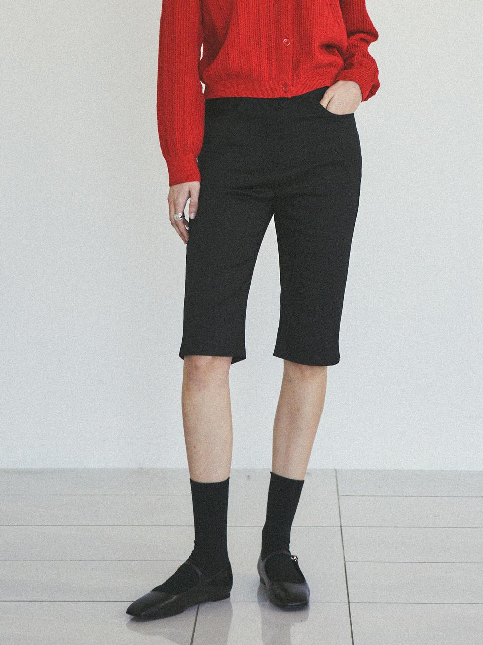 CITTA Everyday Comfort Bermuda Shorts - Black