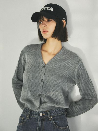 CITTA Everyday Cropped Cardigan - Gray