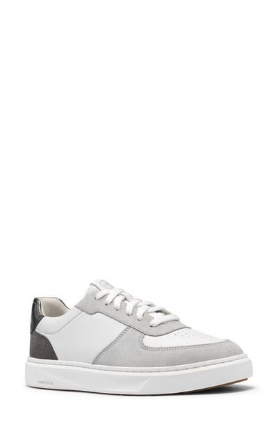 Clarks(r) Clarks(r) Code C Court Sneaker