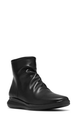 Clarks(r) Clarks(r) Lynell Park Waterproof Leather Bootie