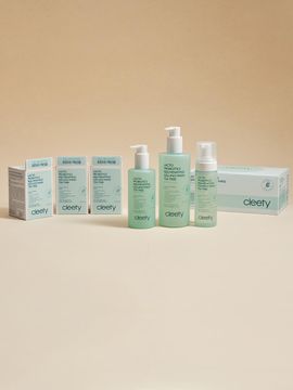 cleety Women's Cleaner Tea Tree Family Package 5 Composit