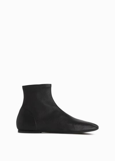 CO CO Round Toe Stretch Leather Bootie