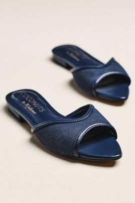 Coconuts by Matisse Jess Pointed-Toe Flats