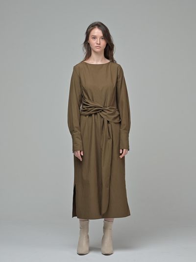 Coett Twist Belt Wrinkle-Resistant Rayon-Cotton Dress [KHAKI]