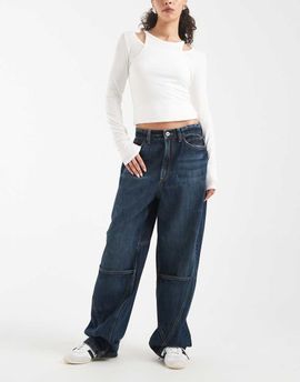 Collusion COLLUSION antifit jeans with seam details in mid blue