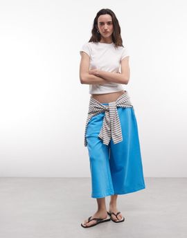 Collusion COLLUSION baggy longline 3/4 length jersey shorts in aqua blue