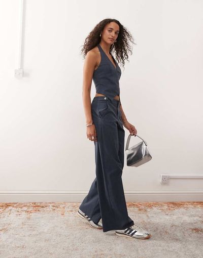 Collusion COLLUSION bengaline tailored low rise pants in denim blue-Navy