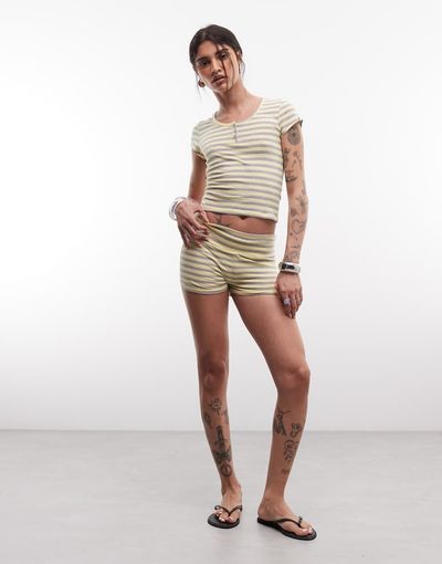 Collusion COLLUSION booty shorts in yellow stripe - part of a set
