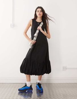 Collusion COLLUSION bubble hem maxi dress in black