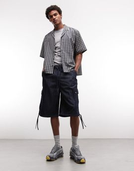 Collusion COLLUSION chambray cargo shorts in rinse wash-Navy