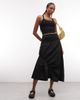 Collusion COLLUSION channeled midaxi skirt in black - 1