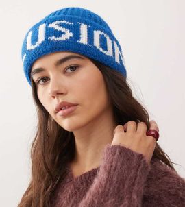 Collusion COLLUSION fluffy logo beanie in blue