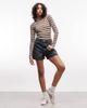 Collusion COLLUSION mom denim shorts in darkwash-Blue - 2