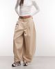 Collusion COLLUSION pleated XL balloon jeans in beige-Neutral - 2