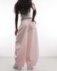 Collusion COLLUSION pleated XL balloon jeans with waistband detailing in pink - 3