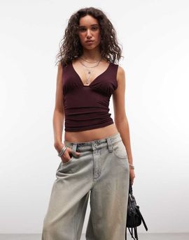 Collusion COLLUSION plunge v-neck top in plum-Purple