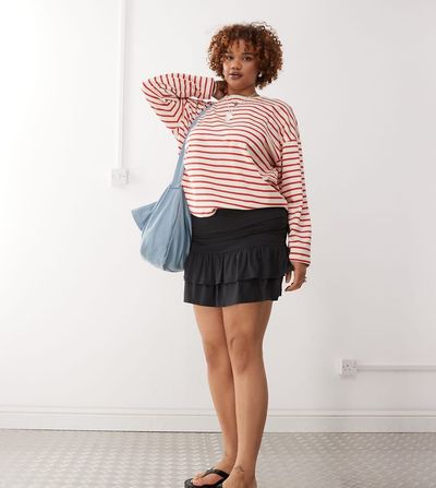 Collusion COLLUSION Plus mini skirt with ruffle detail in black