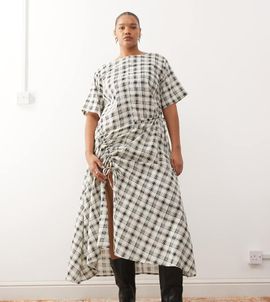 Collusion COLLUSION Plus multi channel detail maxi dress in neutral check