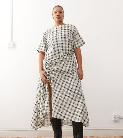Collusion COLLUSION Plus multi channel detail maxi dress in neutral check