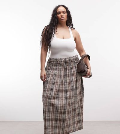 Collusion COLLUSION Plus shirred waistband maxi skirt in brown plaid-Green