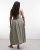 Collusion COLLUSION Plus shirred waistband maxi skirt in green plaid - 3