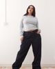 Collusion COLLUSION Plus X001 antifit mid rise jeans in rinse-Navy - 1