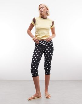 Collusion COLLUSION polka dot capri pants in black